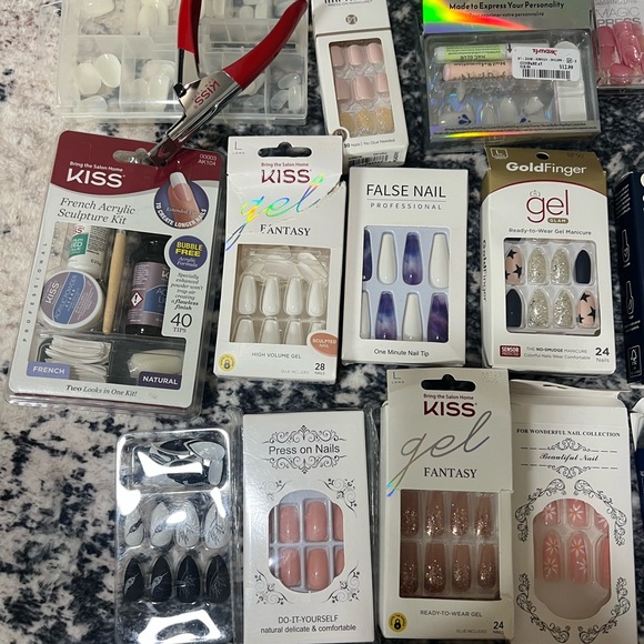 Assorted Nail Art and Tools Set - Picture 2 of 9